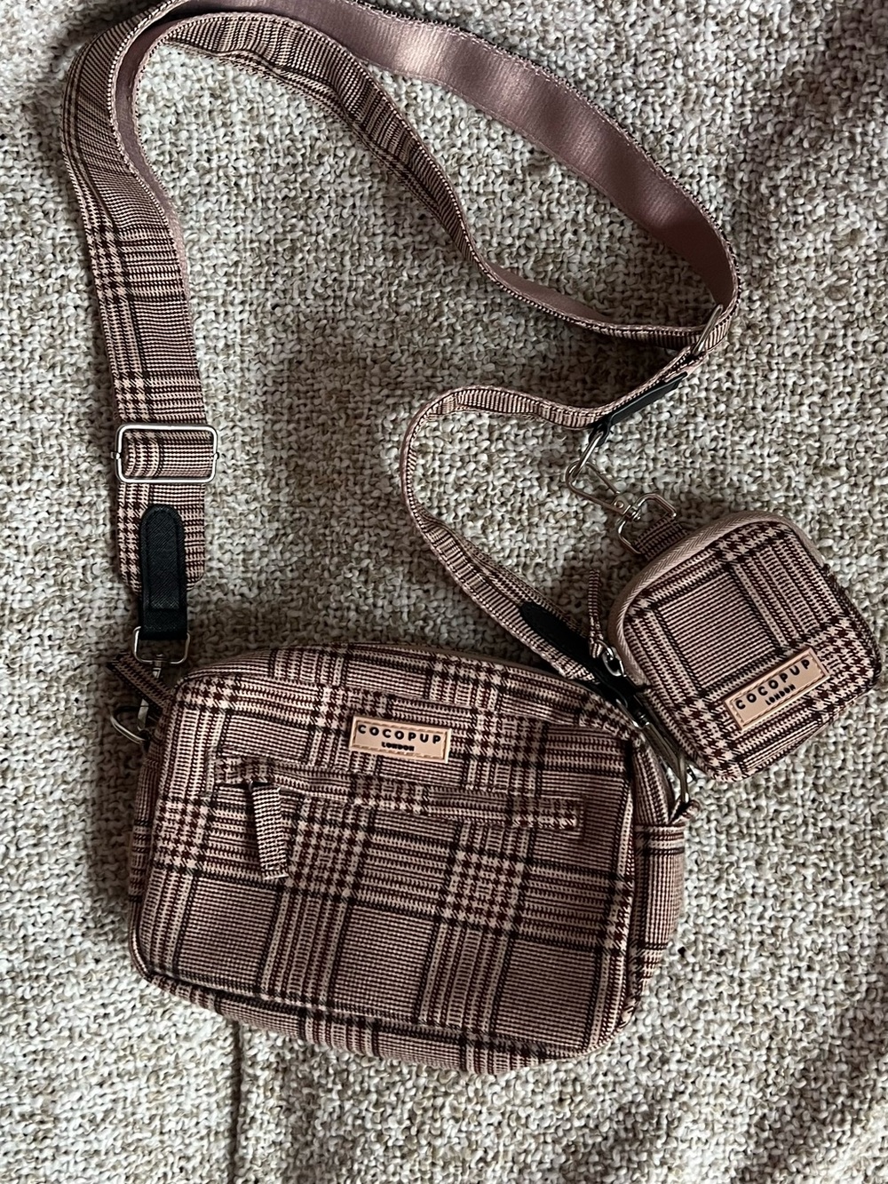 Cocopup London Dog Walking Bag & Treat Pouch Set – Brown Plaid / Houndstooth